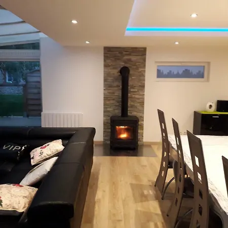 Familial A בית נופש קרנטן